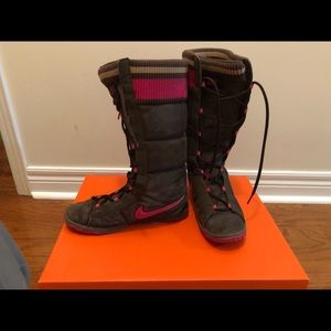 Women’s Nike Boots